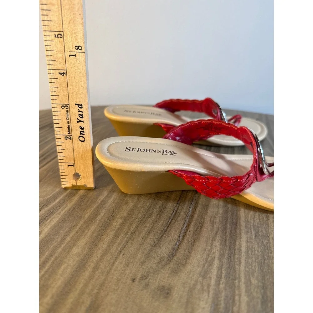 St. John's Bay Wedge Sandals Women 6 Red Braided Thong Silver Ring 19963-8‎